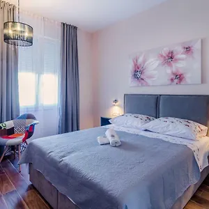 https://kalemarys-apartment.hotelinzadar.com